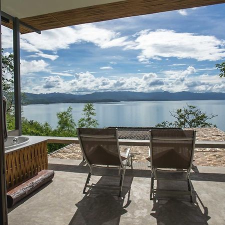 Thawsi Lake Hill Si Sawat Екстериор снимка